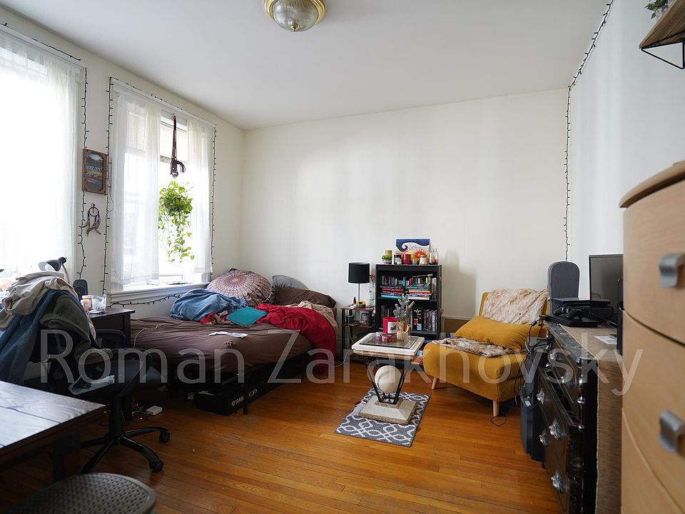 1st image of 14 Orkney Rd APT 42