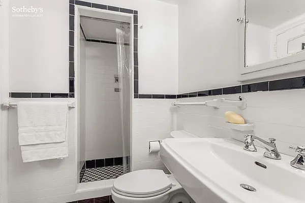 Rented by Sotheby's International Realty | media 12
