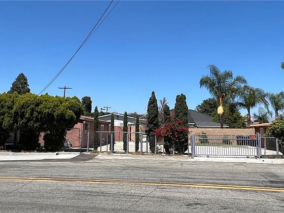 2nd image of 10001 Vine St