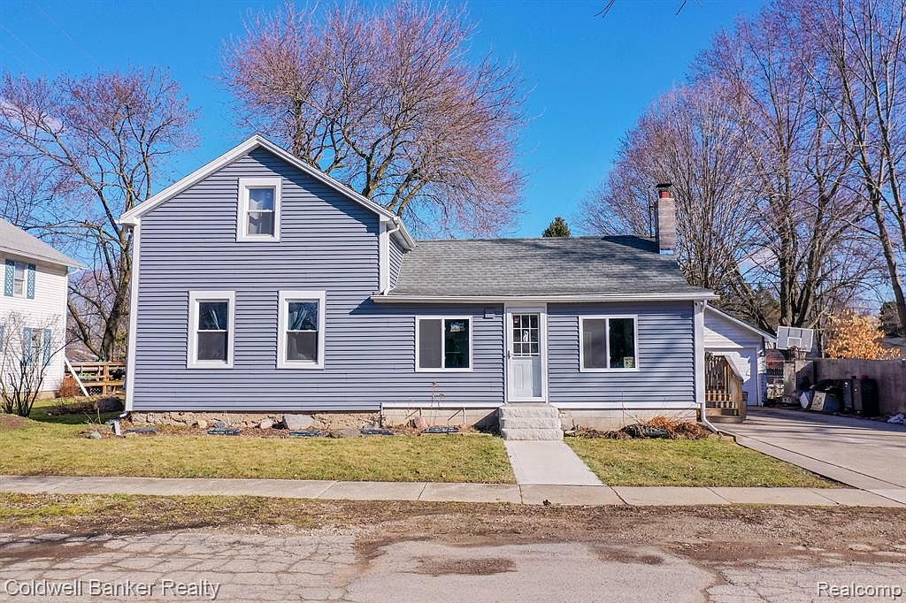 314 NE Bristol St N, Almont, MI 48003 Zillow