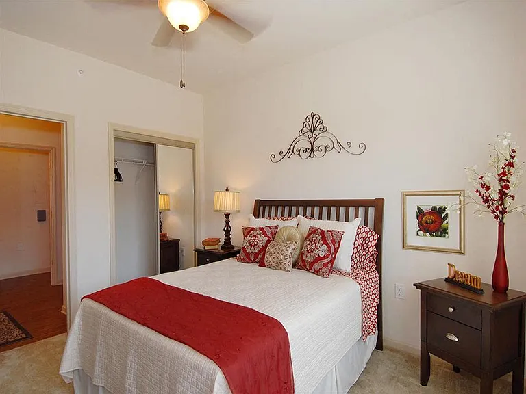 Abita View Apartments — Photo 9