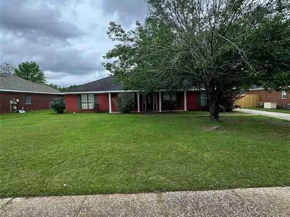 5469 Henning Dr W, Mobile, AL 36619
