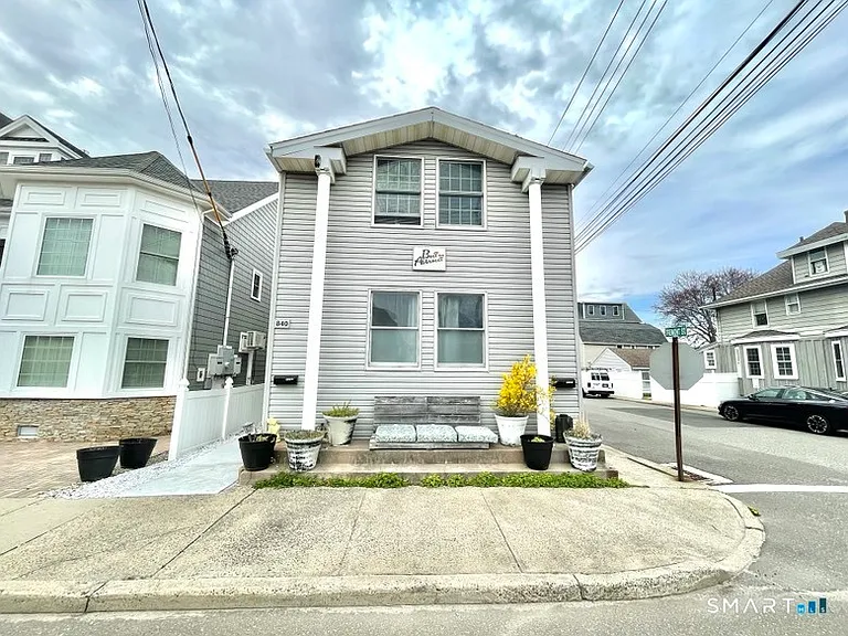 840 E Broadway — Photo 1
