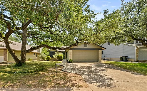 7403 Dallas Dr Photo 1