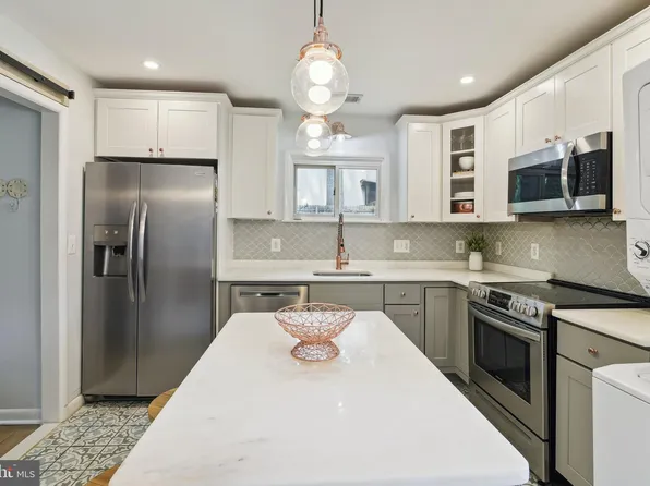 100 Great Oak Dr, Annapolis, MD 21403