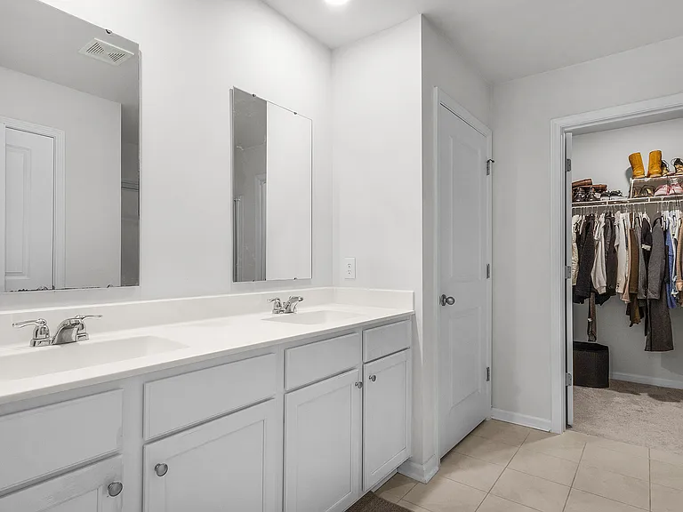 6 Coby Ln — Photo 29
