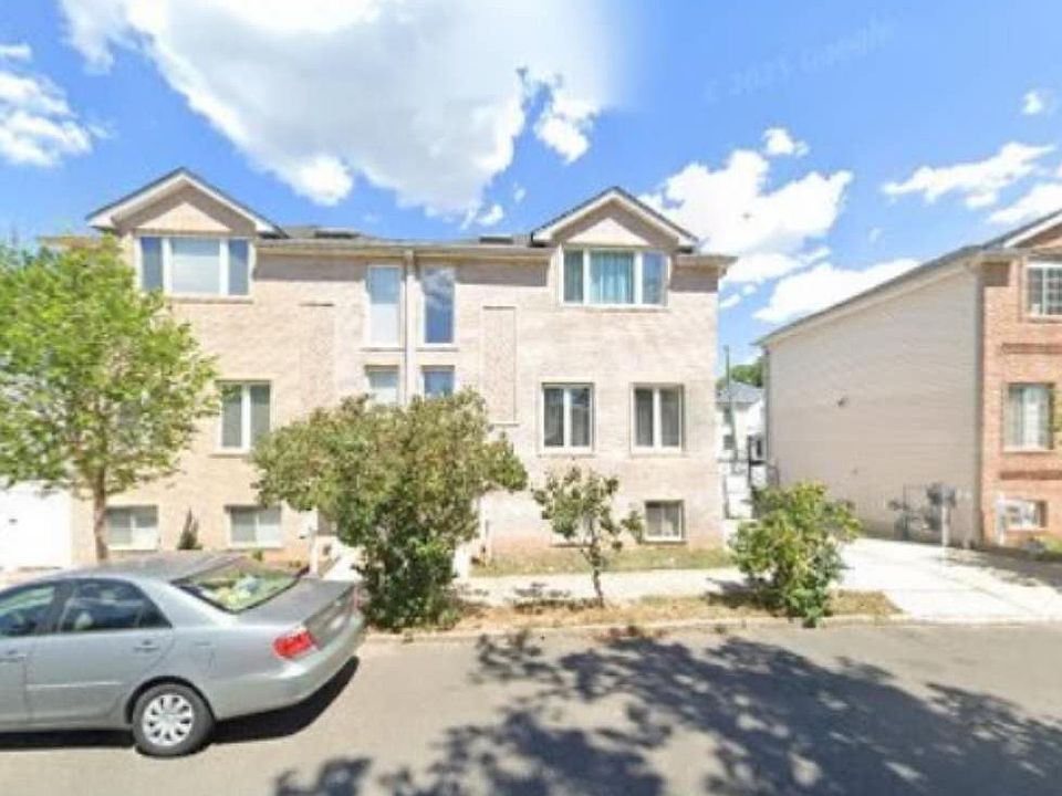 1st image of 337 Hamden Ave #1