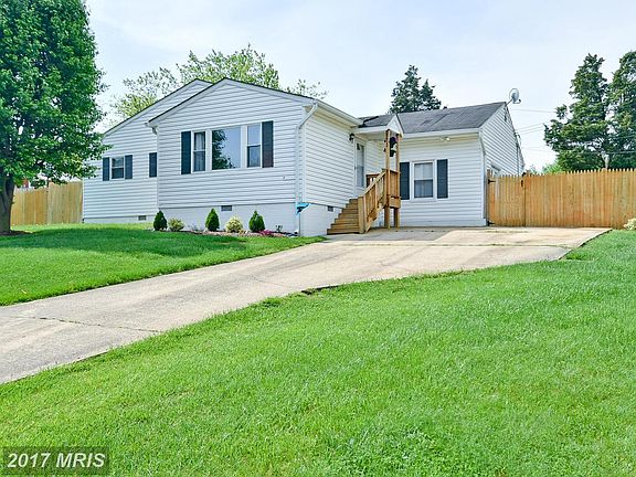 3rd image of 3430 Little Hunting Creek Dr