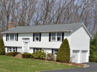 9 Lexington Rd, Northborough, MA 01532