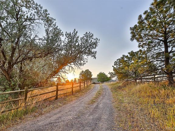 2nd image of 41820 Madrid Drive