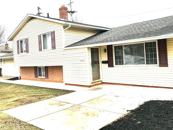 2nd image of 3416 Dawn Dr