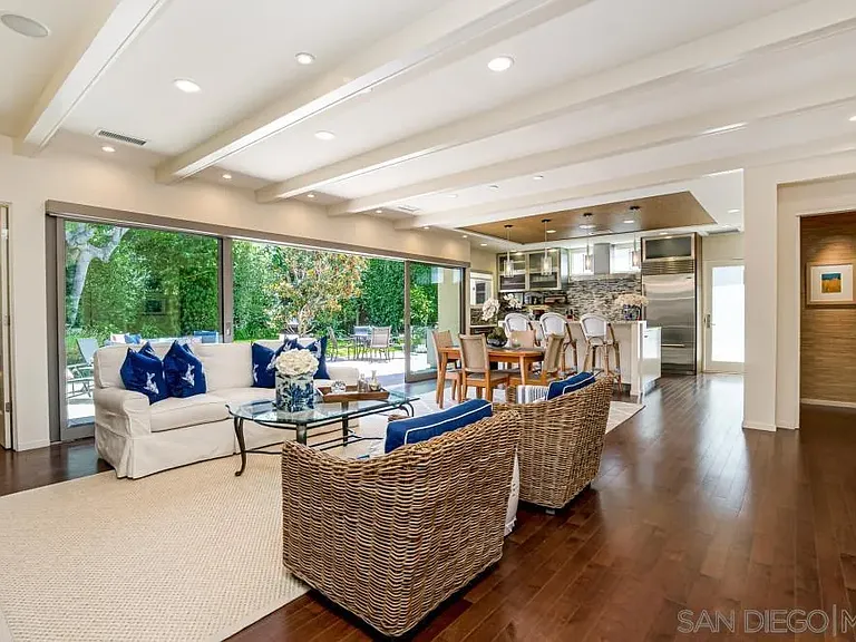 7967 Paseo Del Ocaso — Photo 23