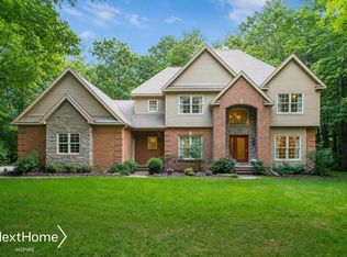 9185 N Island Dr, Flushing, MI 48433