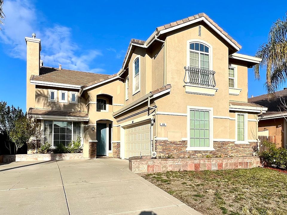 1st image of 90 Alpine Ct