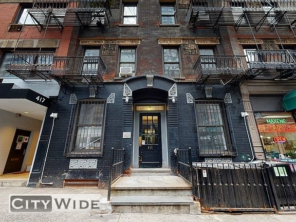 5th image of 419 E 72nd St #30