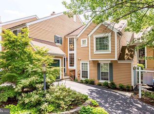 1536 Deer Point Way, Reston, VA 20194