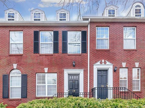 2nd image of 1080 Bedford St APT 2B