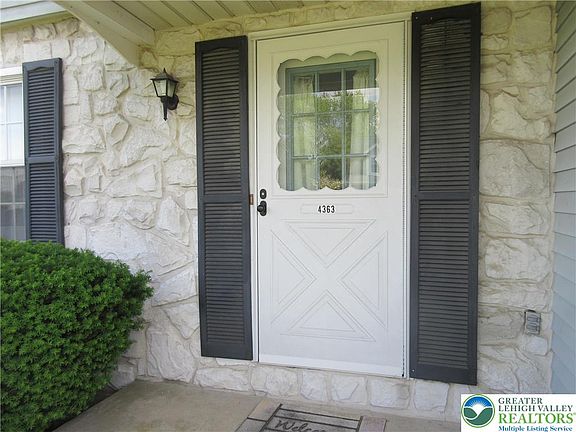5th image of 4363 Vista Dr