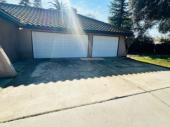 3rd image of 6543 W Ashlan Ave