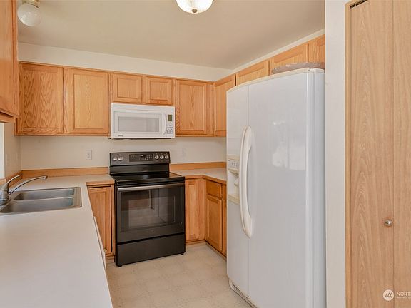 5th image of 32516 McKay Lane