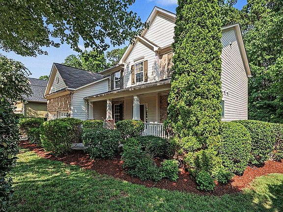 2nd image of 4013 Red Grape Dr