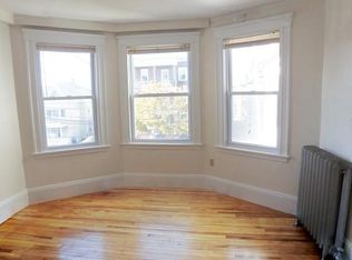 65 Craigie St #2, Somerville, MA 02143