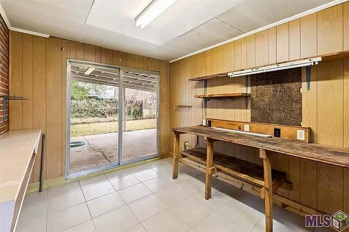 10224 Darryl Dr — Photo 15
