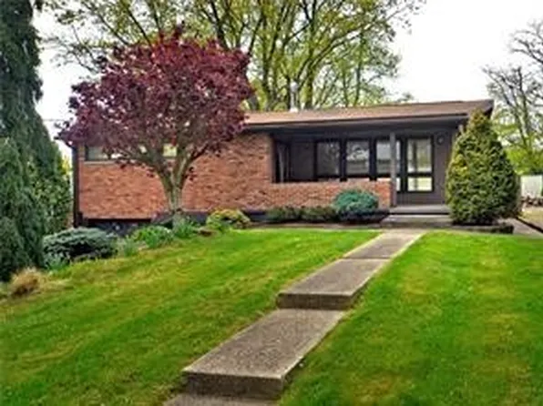 5031 Ozark Dr, Pittsburgh, PA 15239
