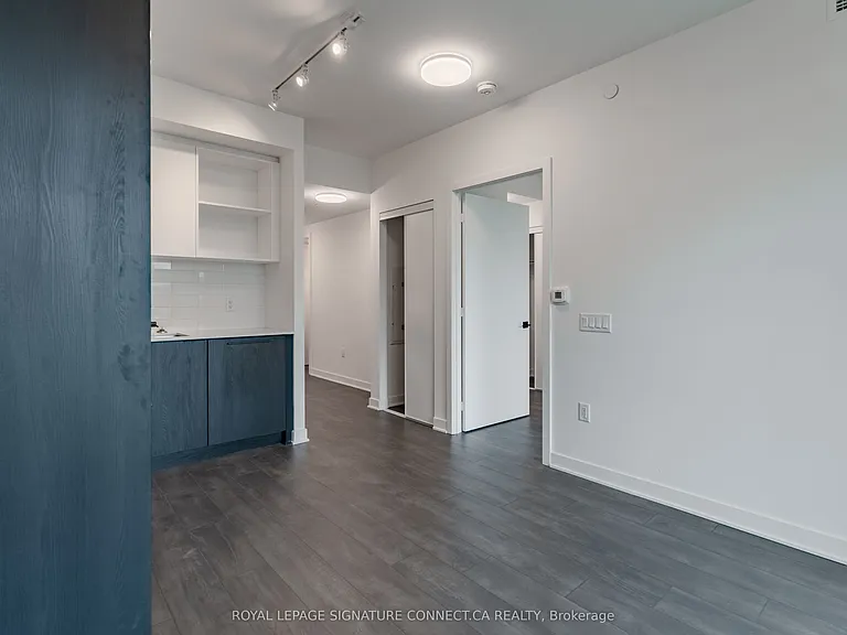 1185 Dupont St #421 — Photo 9