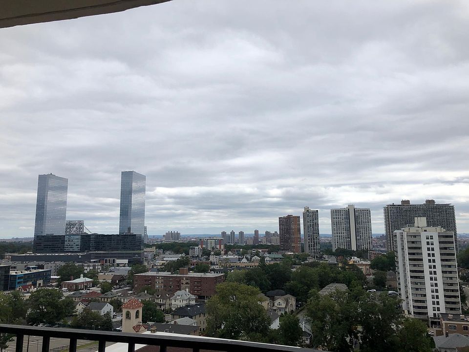 1st image of 1590 Anderson Ave APT 6G