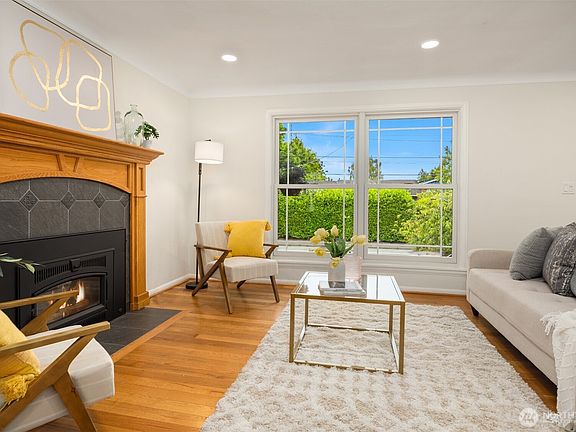 4th image of 8816 16th Avenue SW
