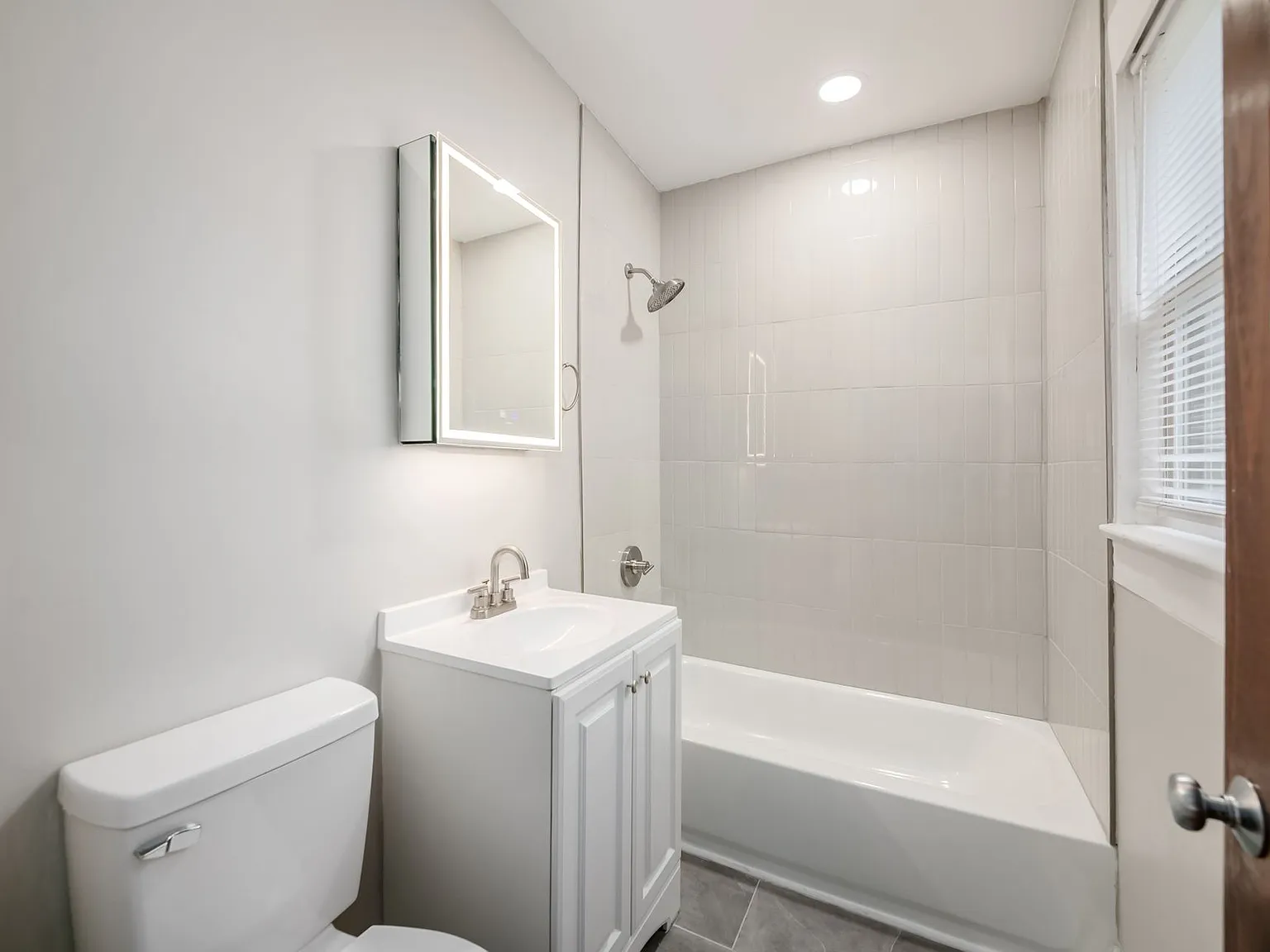 3 bed, 1500 sqft, $2,000 — Photo 3
