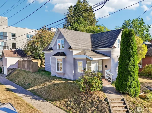 6558 16th Avenue NW, Seattle, WA 98117
