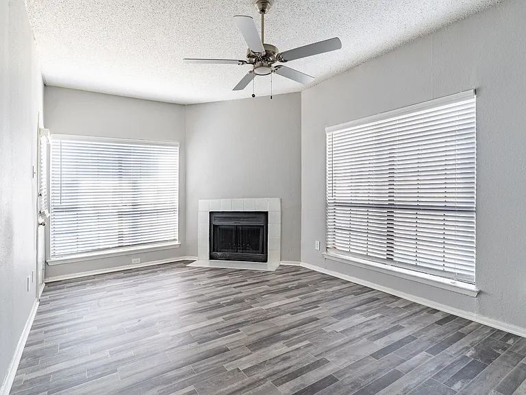 Ronan Apartment Homes — Photo 74