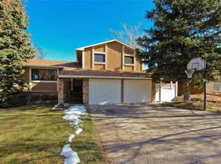 1040 Vondelpark Dr, Colorado Springs, CO 80907