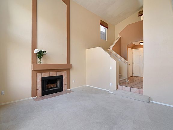5th image of 2174 E Briarwood Ter