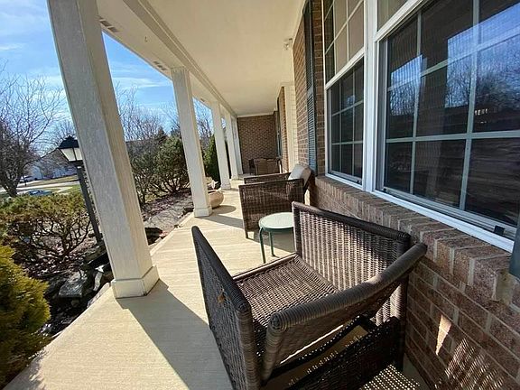 2nd image of 619 Theron Dr