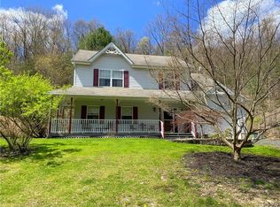 154 Alpha Dr, Stroudsburg, PA 18360