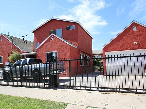 2nd image of 629 E Arbor Vitae St