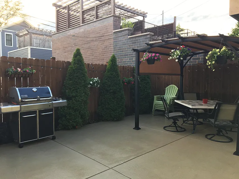 3420 N Hoyne Ave #0 — Photo 11