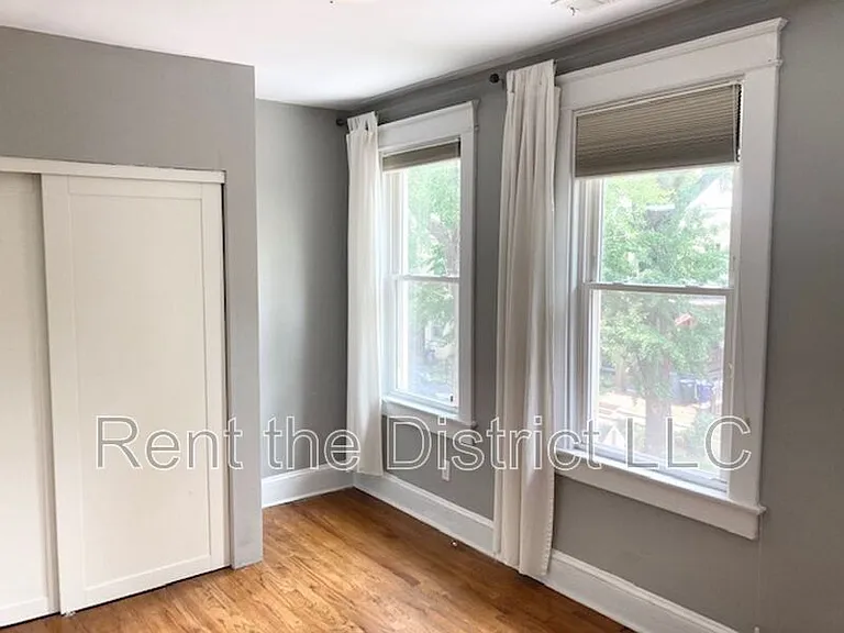 624 Orleans Pl NE — Photo 14