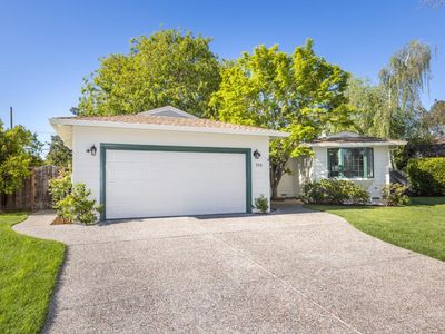 750 Stone Ln, Palo Alto, CA, 94303