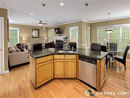 Kitchen, eat in area, & family room view