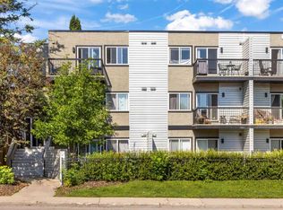 2411 E 29th St SW #104, Calgary, AB T3E2K3
