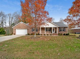 250 Rolling Acres Rd, Smithville, TN 37166