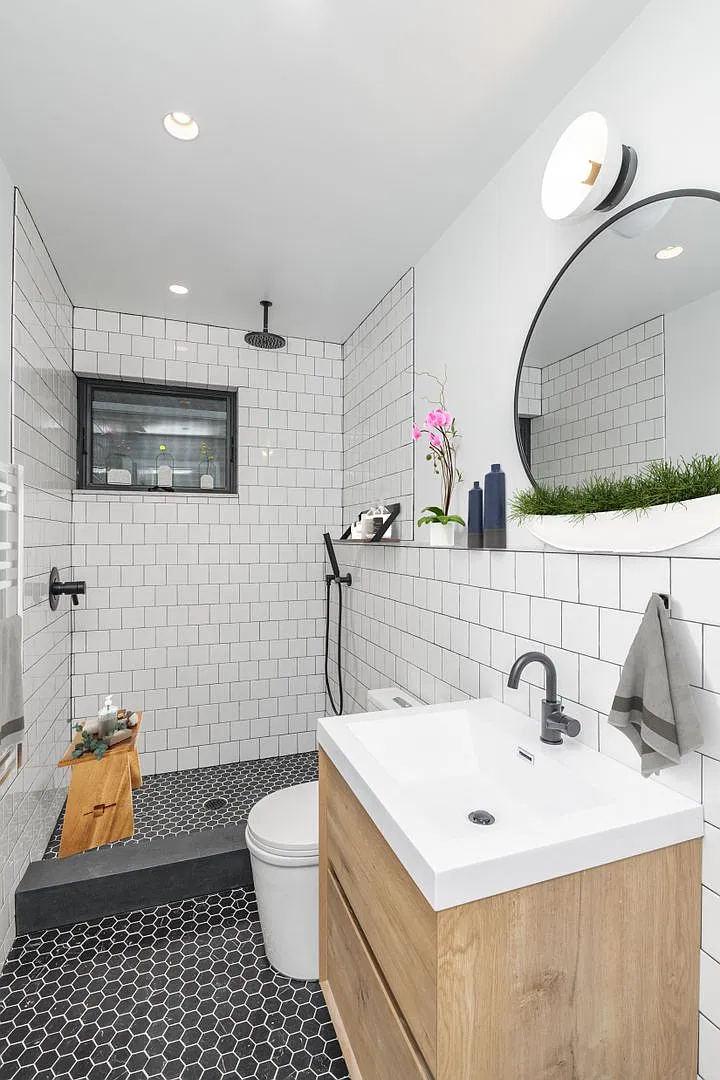 Studio - Historic Brownstone in Fairmount/Spring Garden Philadelphia — Photo 4