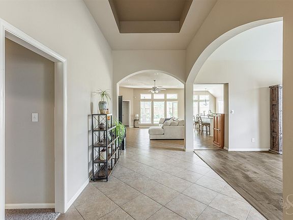 5th image of 27918 Barberry Banks Ln