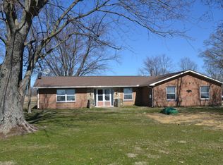 3288 Ebersole Rd, Springfield, OH 45502