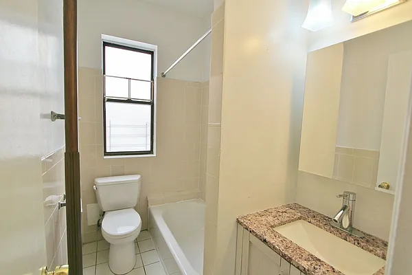 Rented by Julianna Realty Corp | media 32