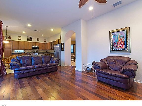 3rd image of 9735 Silvercreek Ct